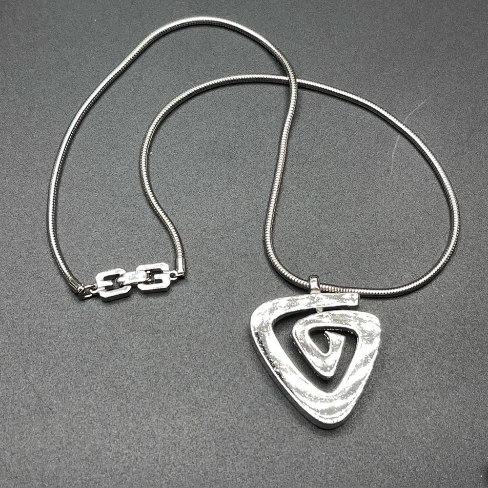 SOLD—Vintage GIVENCHY Paris New York 1976 Triangle Swirl Pendant Cobra Chain EUC